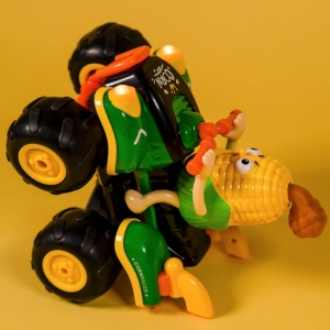 Купить Машинка OTAMANKO Запальна Кукурудза Зелений/жовтий  Фото 5