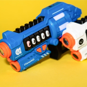 Купить Набір лазерної зброї OTAMANKO Лазерні бої 2 лазерних пістолета  Фото 6