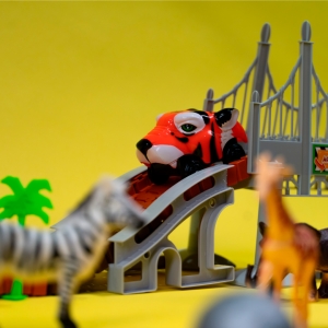 Купить Ігровий набір OTAMANKO Автотрек Дивовижні пригоди: Африканське сафарі  Фото 4