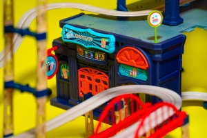 Купить Ігровий набір OTAMANKO ХОРОБРИЙ ПАРОВОЗИК трюкова залізна дорога 207 деталей  Фото 3