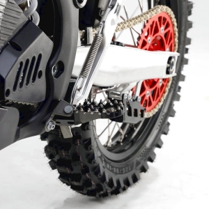 Купить Arctic Leopard CHEETAH E-XE 880 (ENDURO) Red  Фото 5